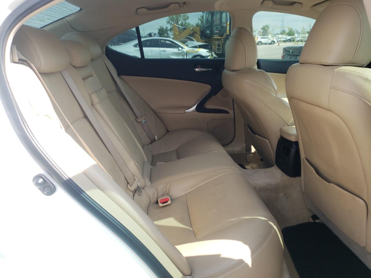 Photo 6 from auction – 2006 LEXUS IS 350 with VIN JTHBE262865010557