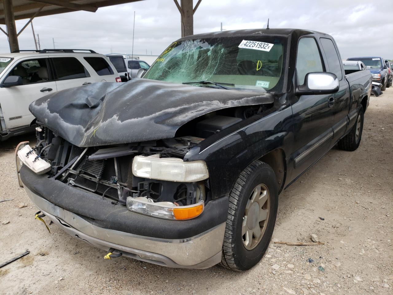 Photo 2 from auction – 2002 CHEVROLET 1500 with VIN 2GCEC19T121275285