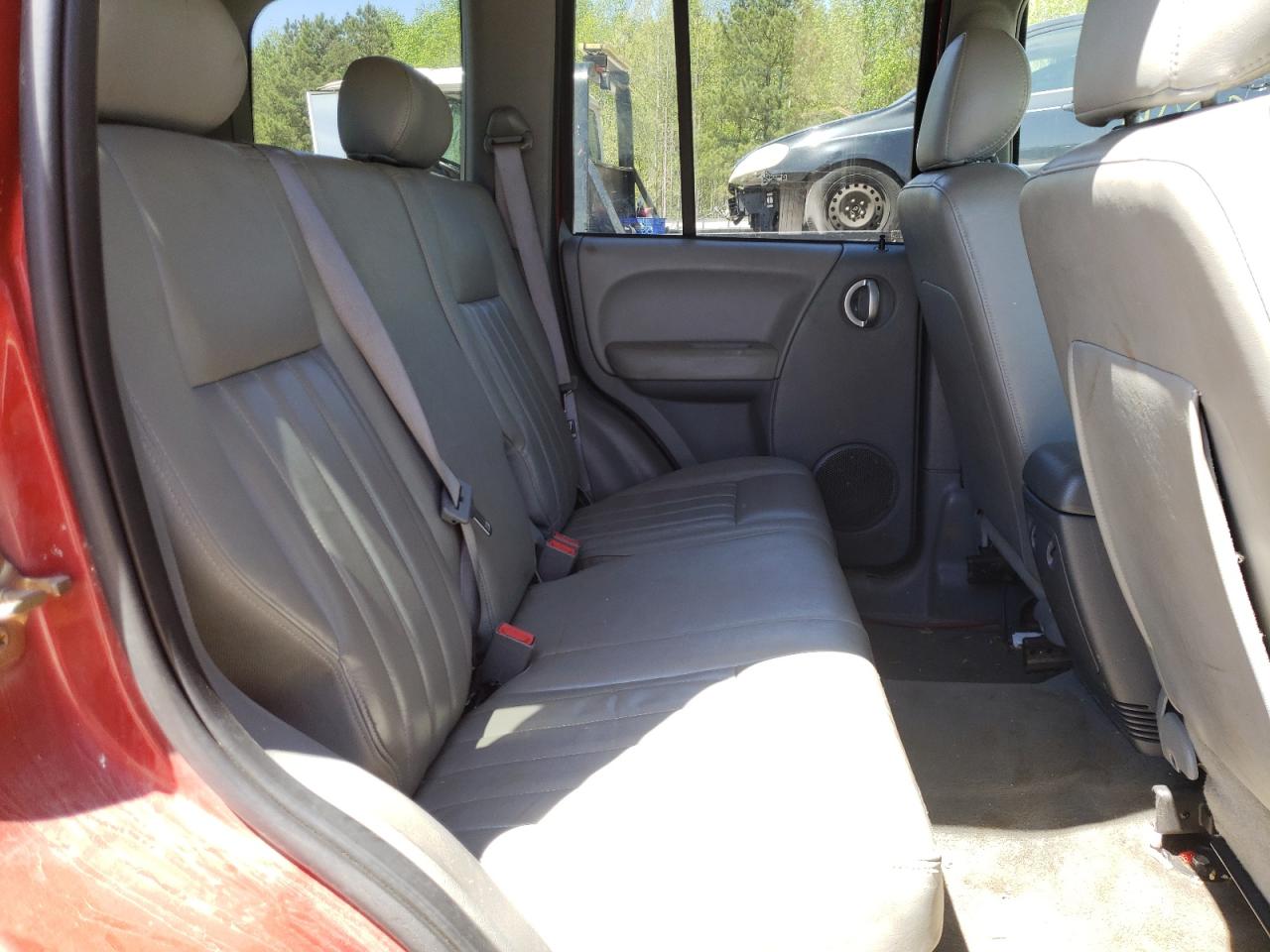 Photo 6 from auction – 2006 JEEP LIBERTY LI with VIN 1J8GL58K96W156416