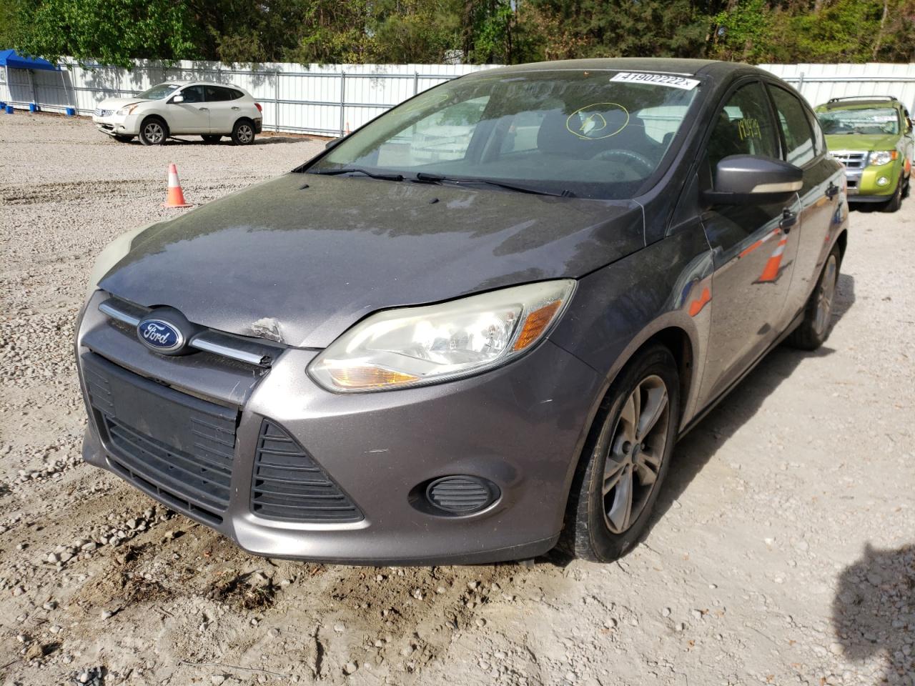 Photo 2 from auction – 2014 FORD FOCUS SE with VIN 1FADP3K27EL163060