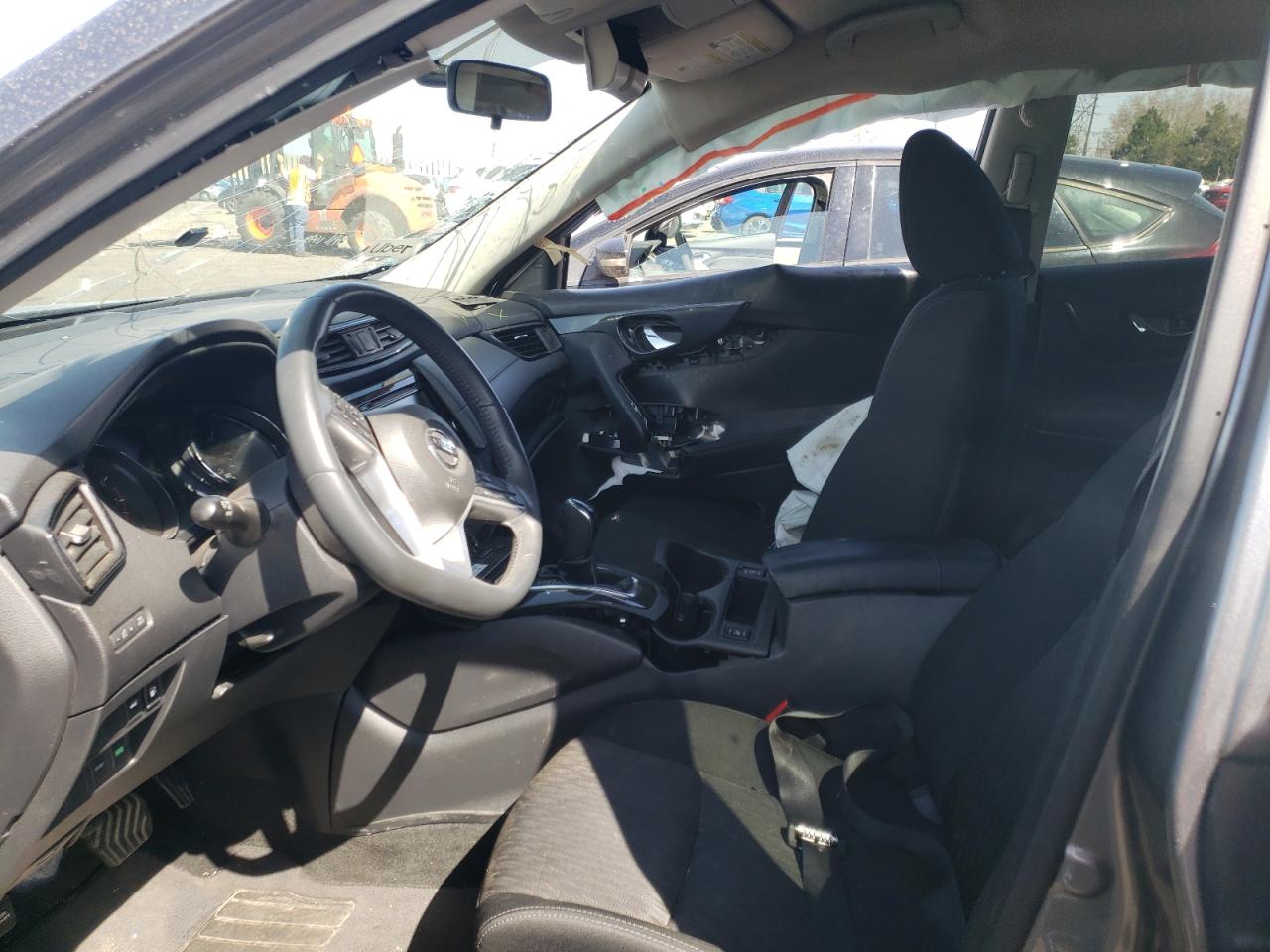 Photo 5 from auction – 2018 NISSAN ROGUE S with VIN KNMAT2MT4JP516995