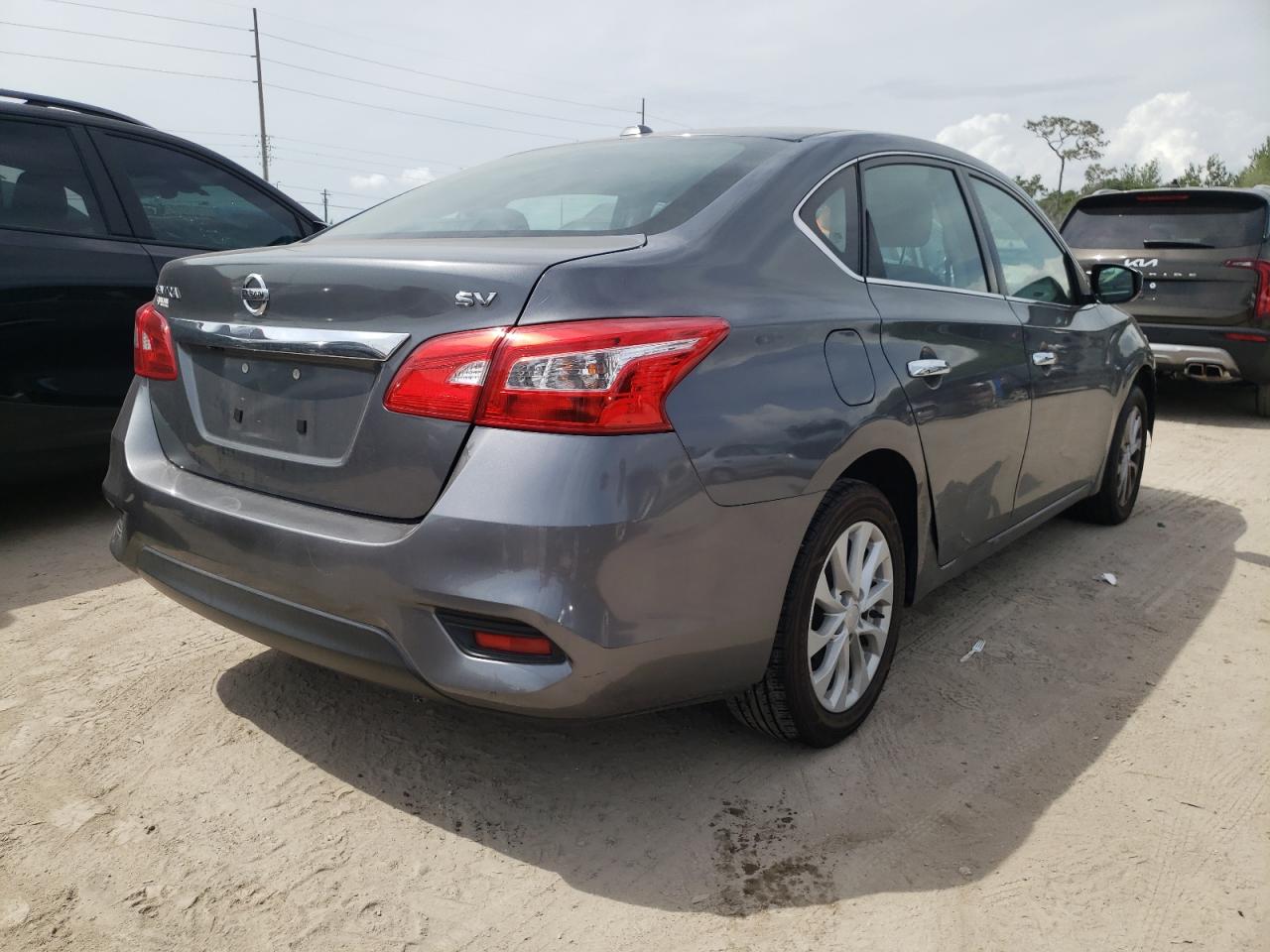 Photo 4 from auction – 2018 NISSAN SENTRA S with VIN 3N1AB7AP1JL645430