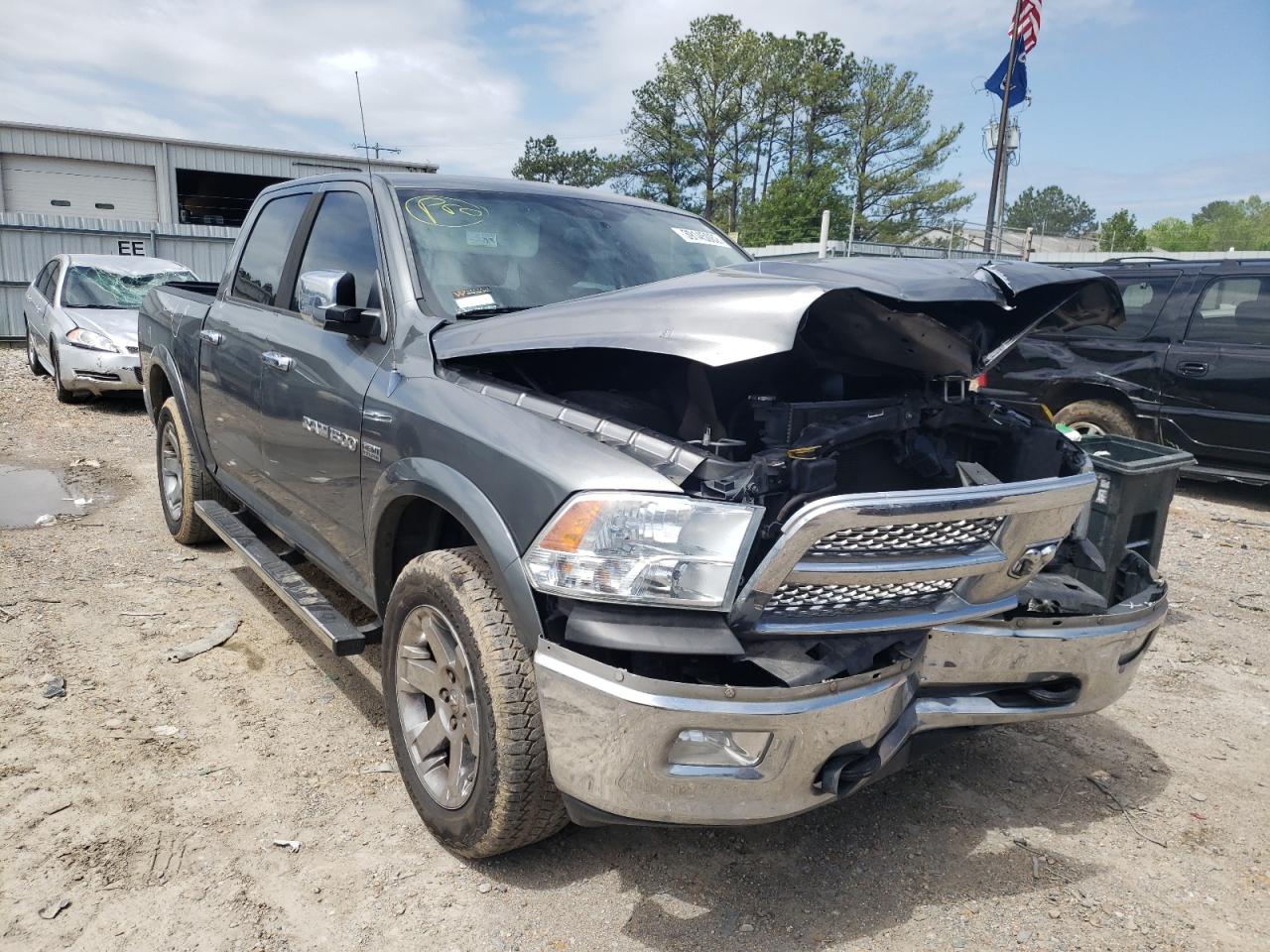DODGE RAM 1500 L 2012 with VIN 1C6RD7NT0CS109923 - Photo from auction