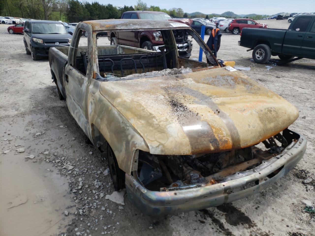 Photo 9 from auction – 2002 CHEVROLET SILVERADO with VIN 1GCEC14WX2Z199865