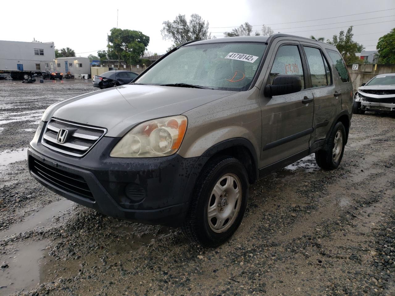 Photo 2 from auction – 2005 HONDA CR-V LX with VIN JHLRD68565C005355