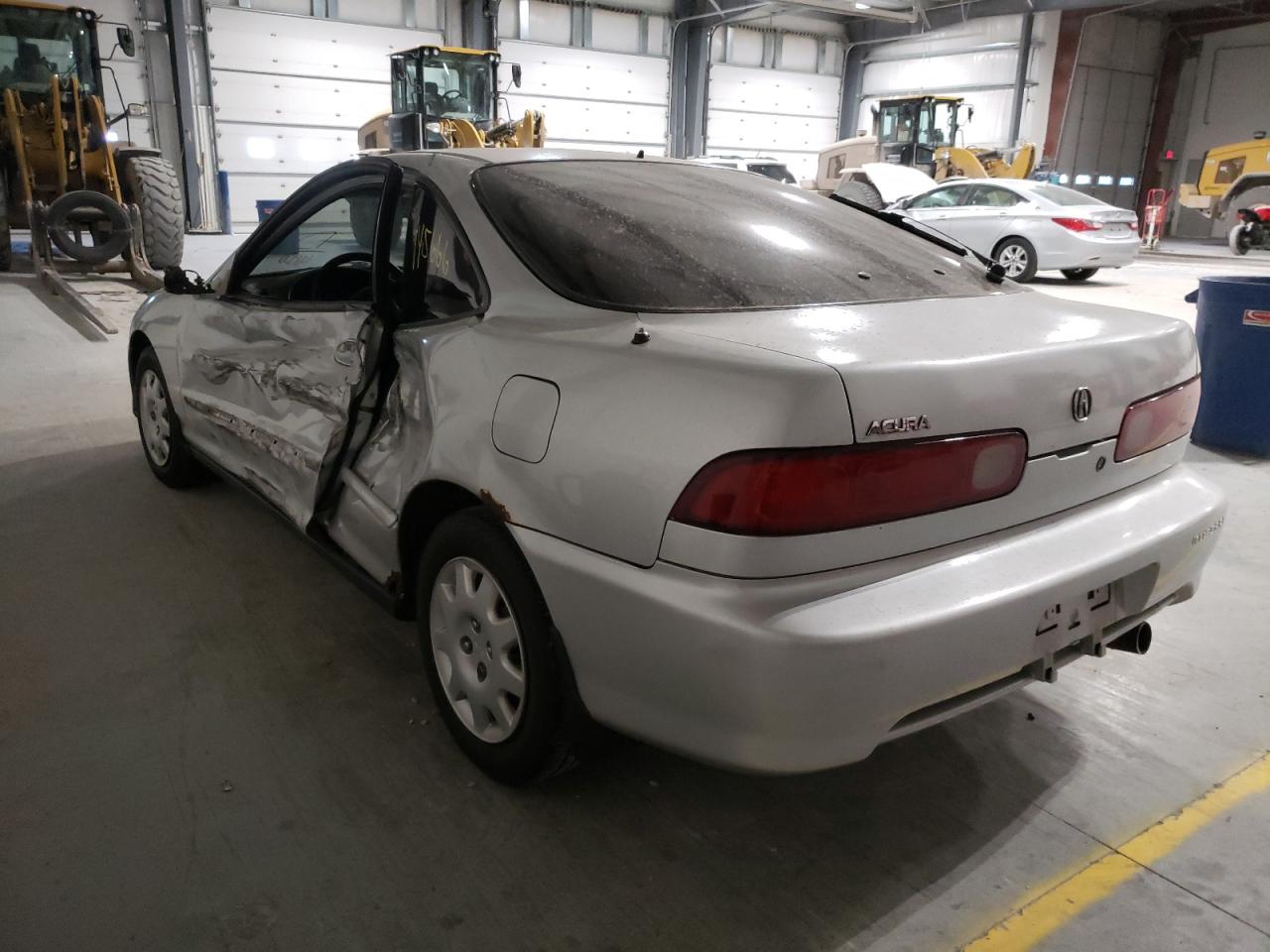 Photo 3 from auction – 2000 ACURA INTEGRA LS with VIN JH4DC4456YS014120