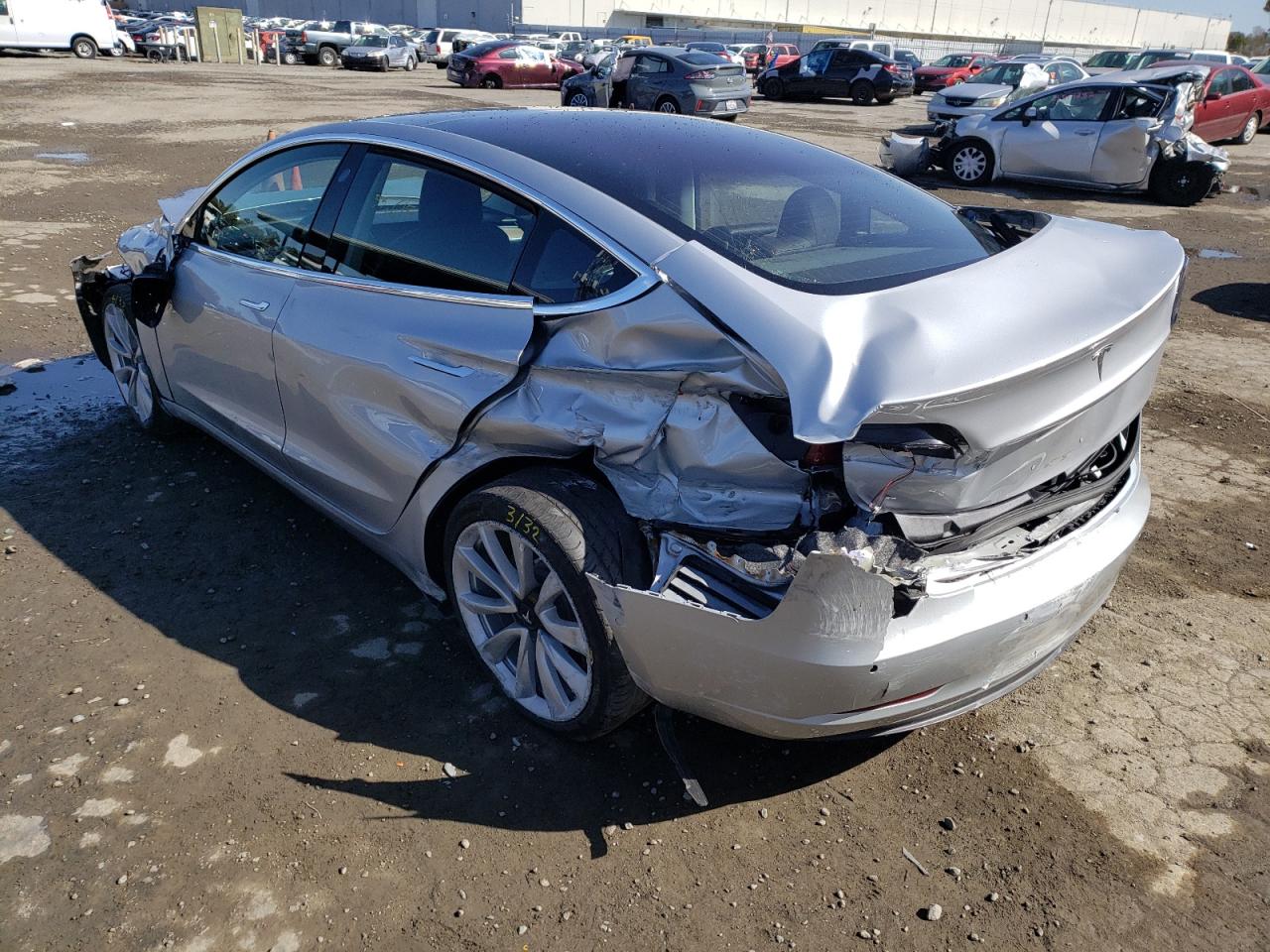 Photo 3 from auction – 2018 TESLA MODEL 3 with VIN 5YJ3E1EA9JF048458