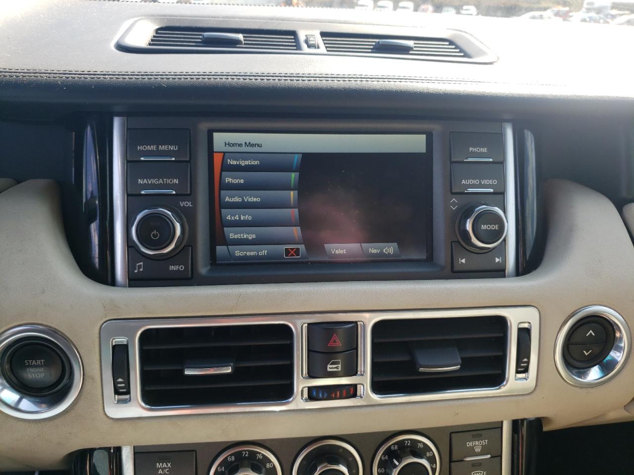 Photo 9 from auction – 2011 LAND ROVER RANGE ROVE with VIN SALMF1E48BA338382