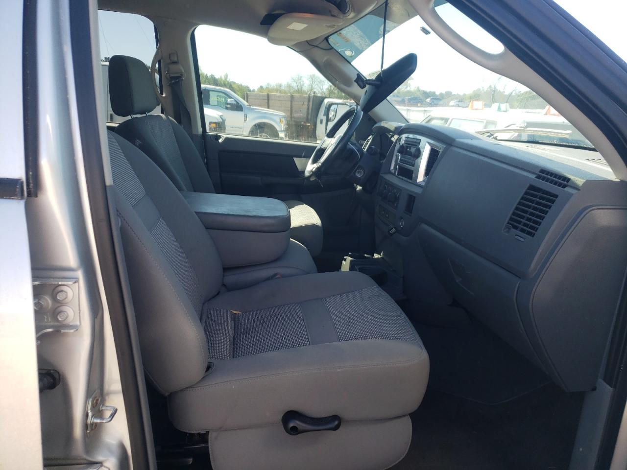 Photo 5 from auction – 2008 DODGE RAM 3500 S with VIN 3D3ML48A68G179317