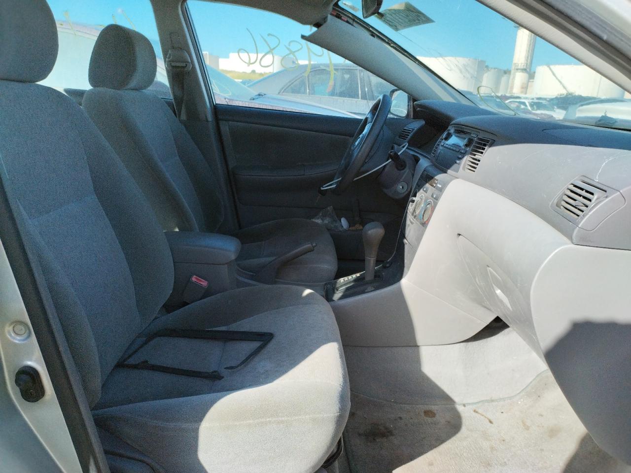 Photo 5 from auction – 2003 TOYOTA COROLLA CE with VIN 1NXBR32E83Z047987