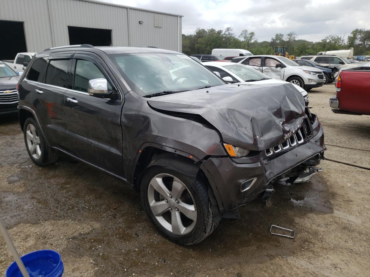 JEEP GRAND CHER 2015 with VIN 1C4RJFCG2FC685397 - Photo from auction
