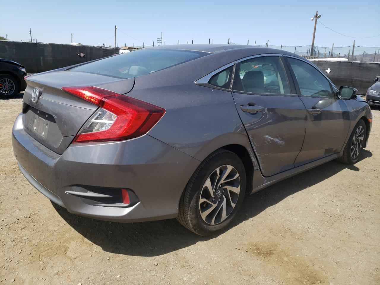 Photo 4 from auction – 2016 HONDA CIVIC EX with VIN 19XFC2F73GE224091