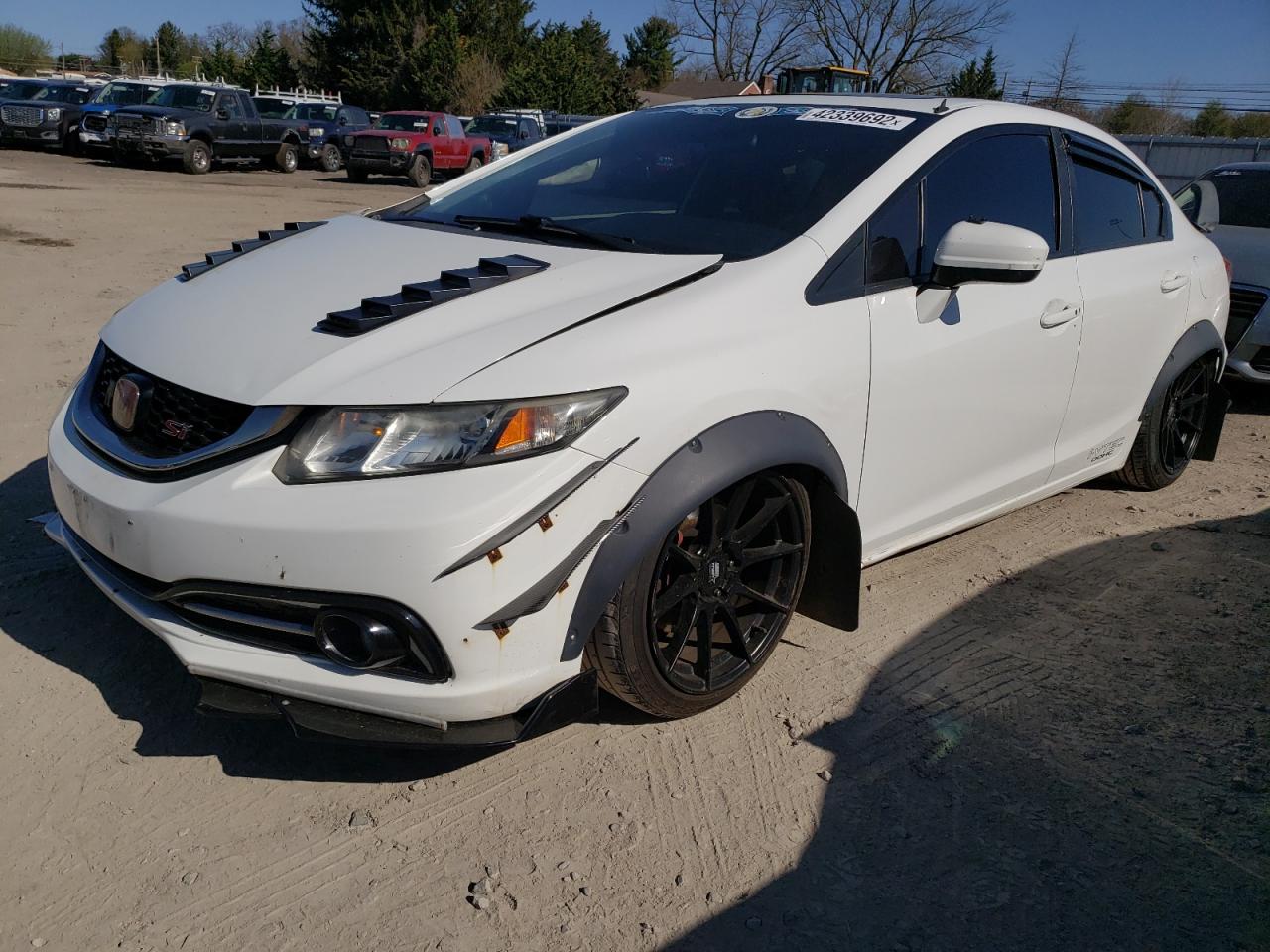 Photo 2 from auction – 2014 HONDA CIVIC SI with VIN 2HGFB6E5XEH702147