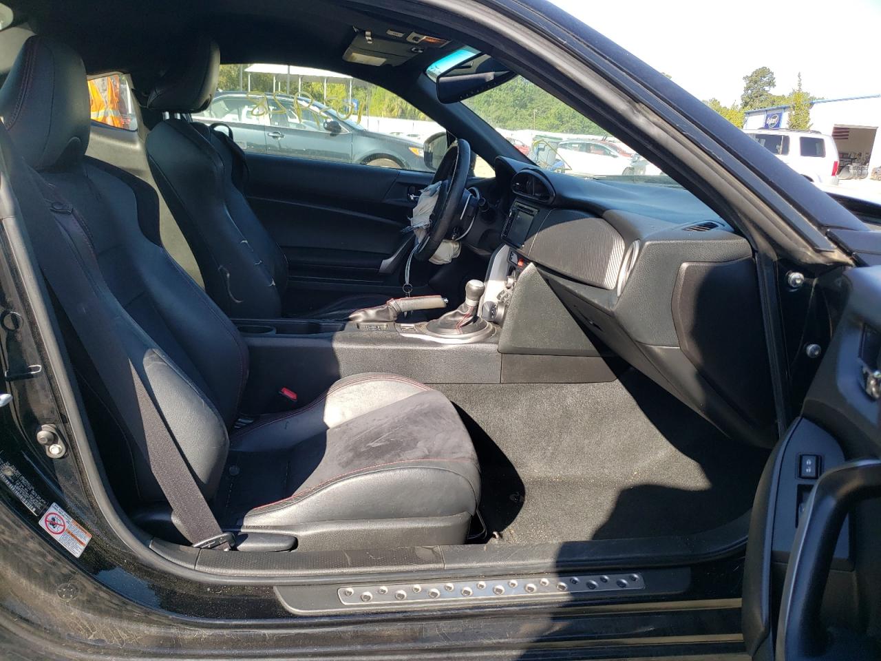 Photo 5 from auction – 2015 SUBARU BRZ 2.0 LI with VIN JF1ZCAC17F8602158