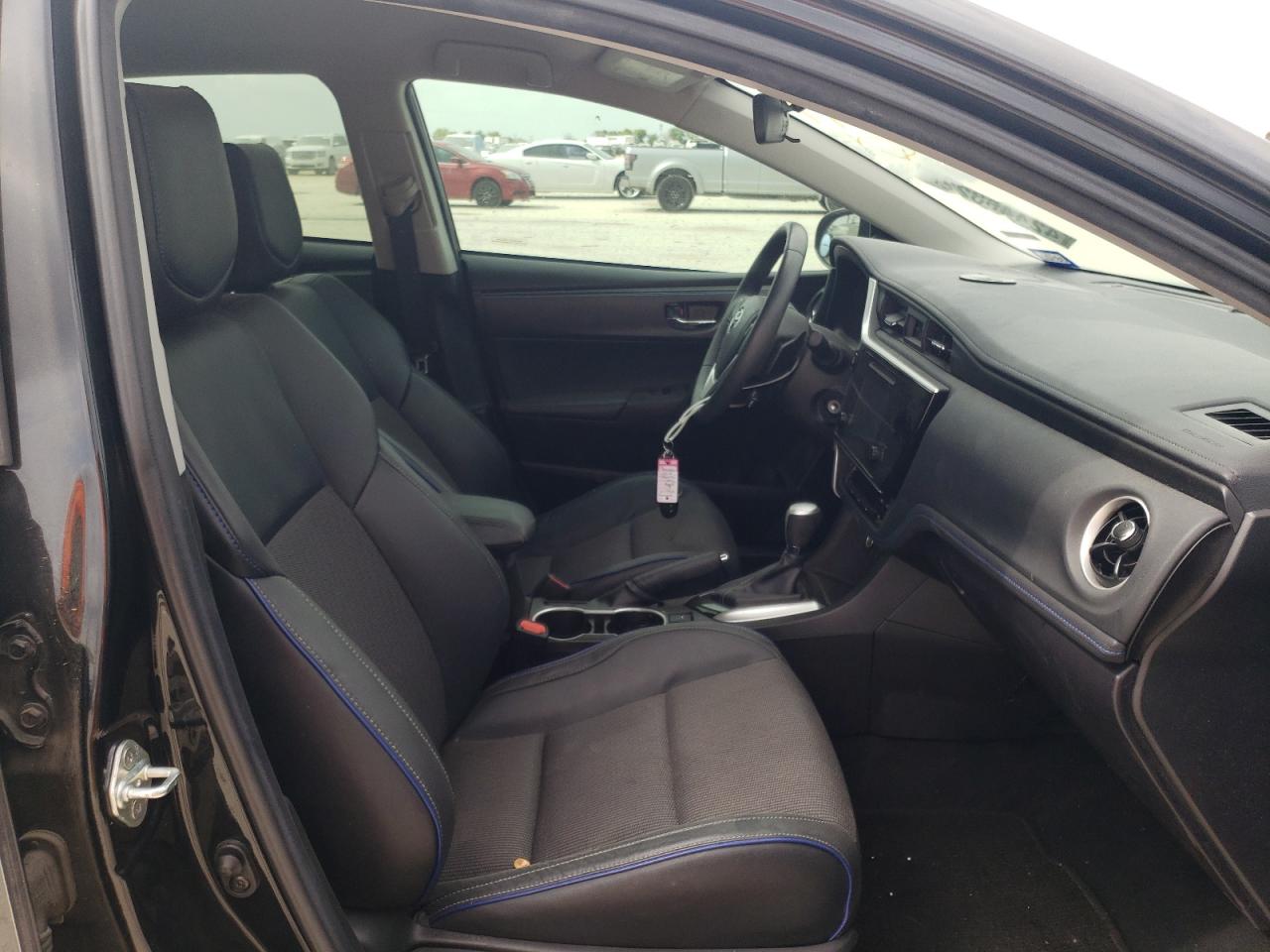 Photo 5 from auction – 2018 TOYOTA COROLLA L with VIN 5YFBURHE5JP801516
