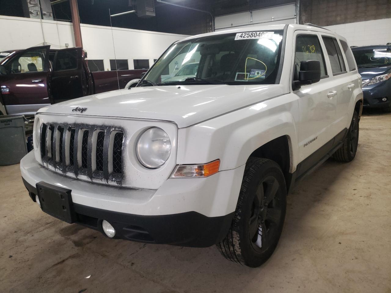 Photo 2 from auction – 2012 JEEP PATRIOT LA with VIN 1C4NJRFB2CD633418