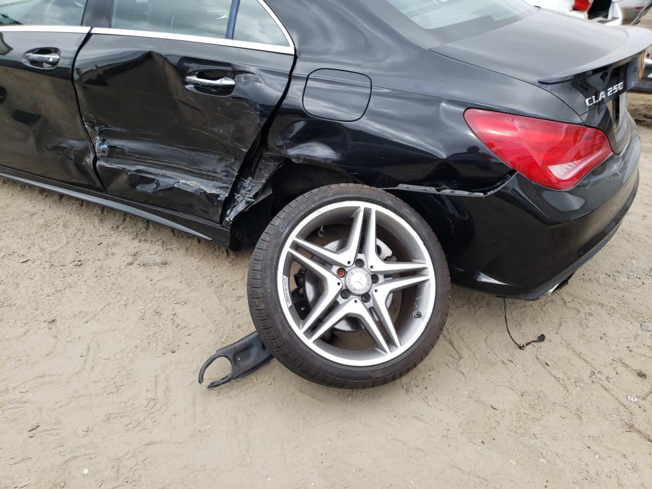 Photo 9 from auction – 2015 MERCEDES-BENZ CLA 250 with VIN WDDSJ4EB8FN201623
