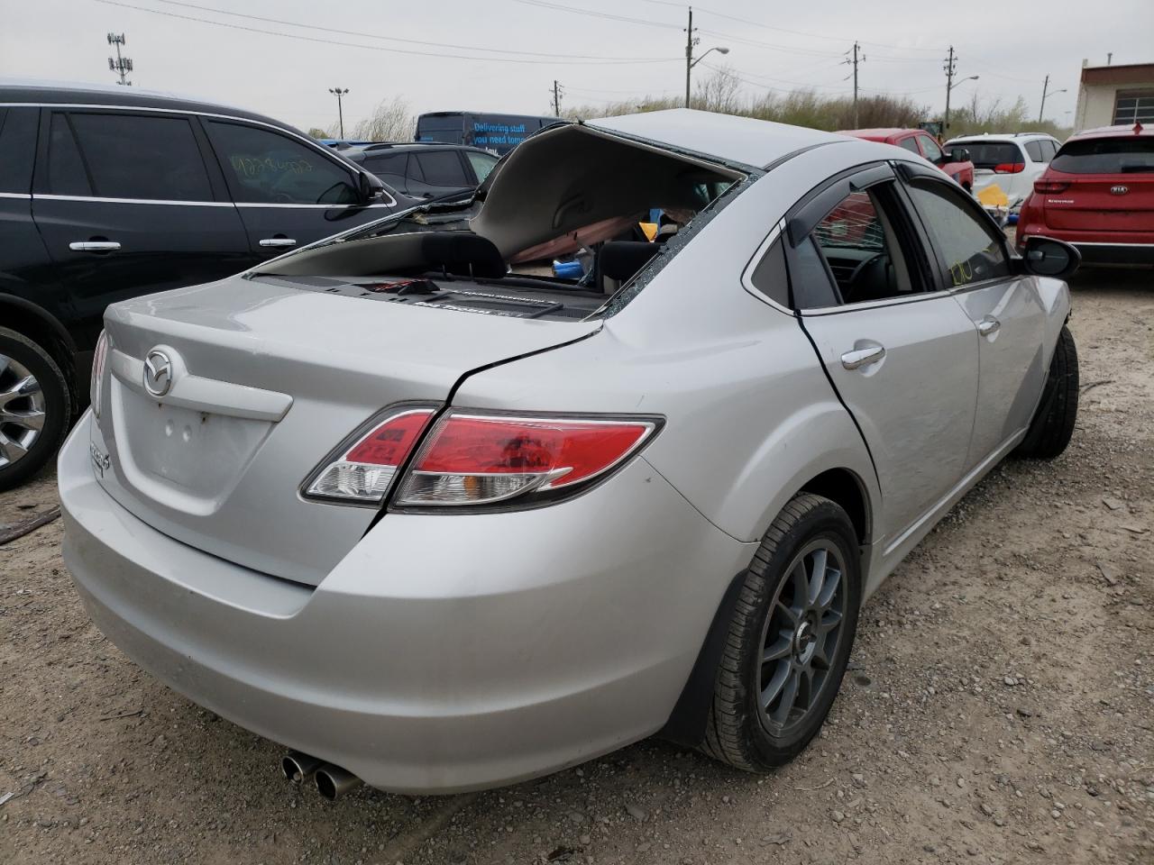 Photo 4 from auction – 2010 MAZDA 6 I with VIN 1YVHZ8BH4A5M55281