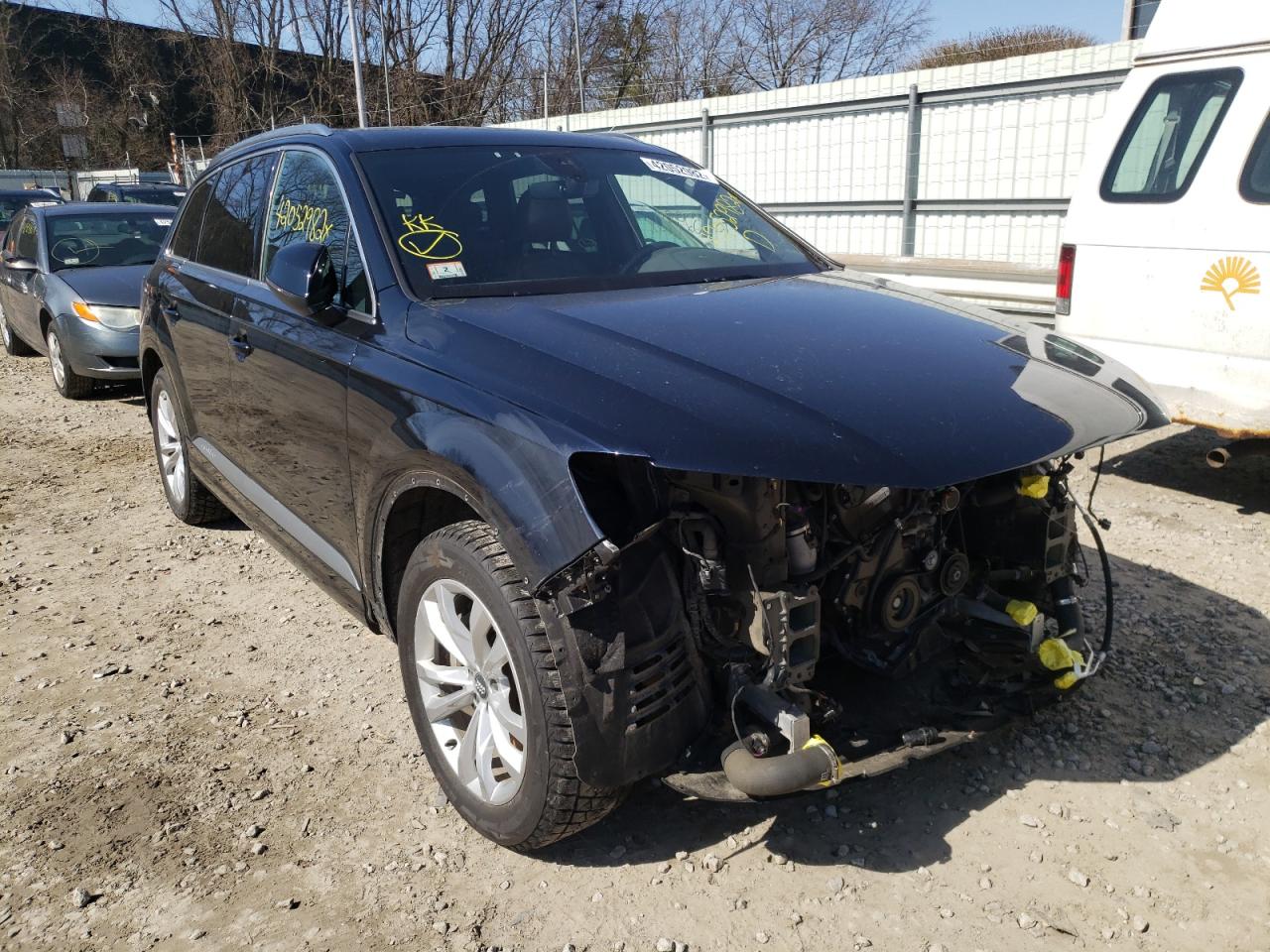 AUDI Q7 PREMIUM 2017 z numerem VIN WA1LHAF71HD044667 - Zdjęcie z aukcji