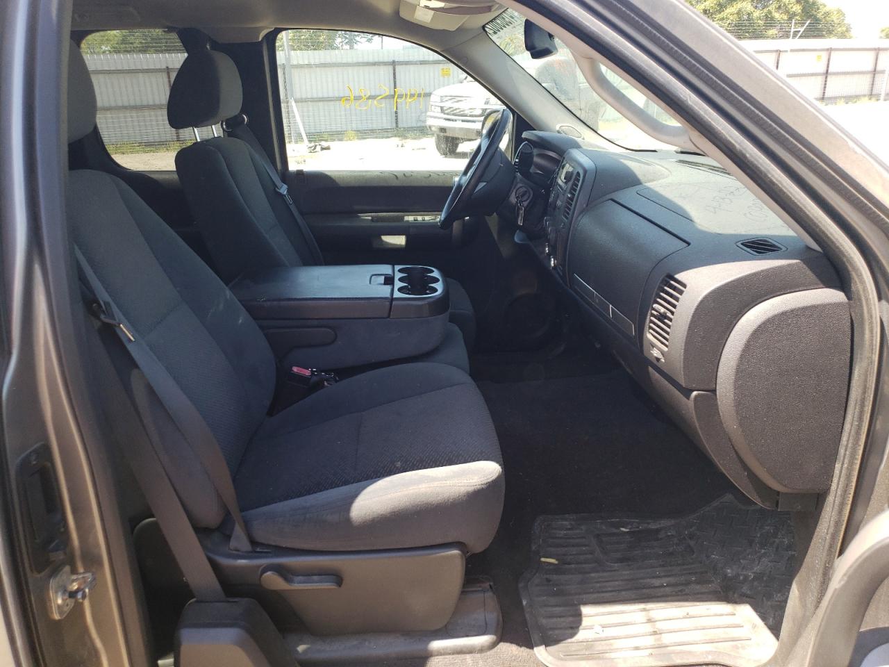 Photo 5 from auction – 2008 CHEVROLET SILVERADO with VIN 1GCEC19C28Z105257