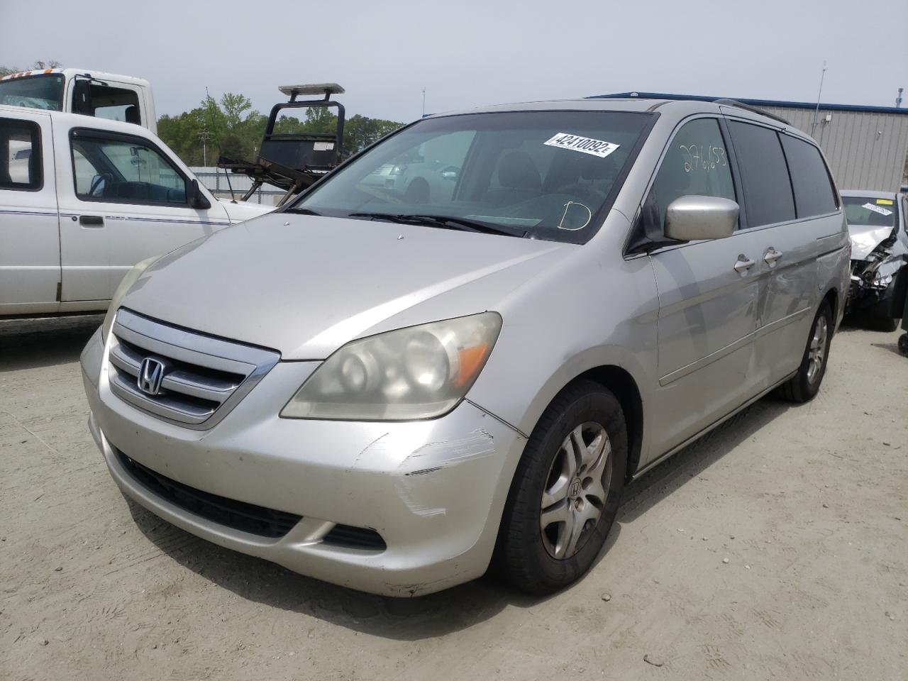 Photo 2 from auction – 2005 HONDA ODYSSEY EX with VIN 5FNRL38745B052547