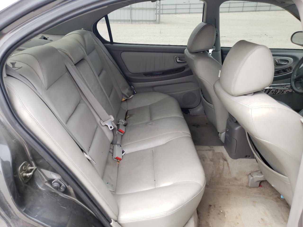 Photo 6 from auction – 2002 NISSAN MAXIMA GLE with VIN JN1DA31D52T441788