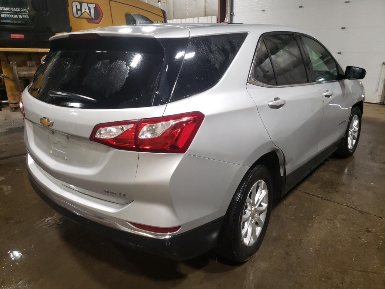 Photo 4 from auction – 2019 CHEVROLET EQUINOX LT with VIN 2GNAXTEV8K6277390
