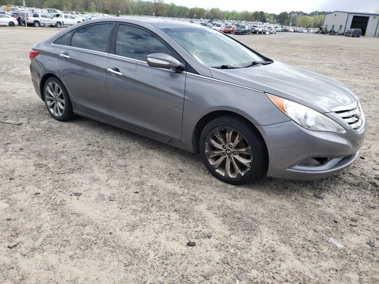 Photo 9 from auction – 2011 HYUNDAI SONATA SE with VIN 5NPEC4ABXBH244359