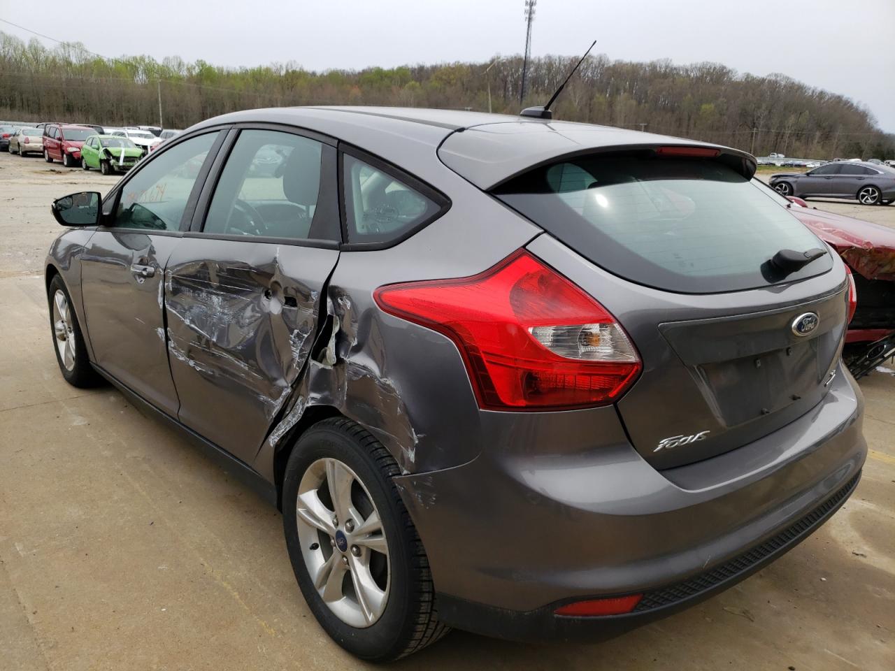 Photo 3 from auction – 2014 FORD FOCUS SE with VIN 1FADP3K24EL167289