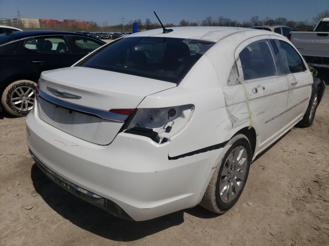 Photo 4 from auction – 2011 CHRYSLER 200 LX with VIN 1C3BC4FB7BN558423