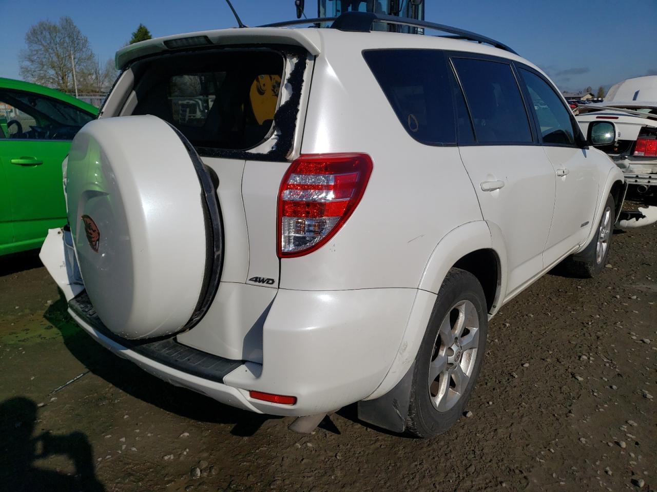 Photo 4 from auction – 2010 TOYOTA RAV4 LIMIT with VIN 2T3DK4DVXAW019595