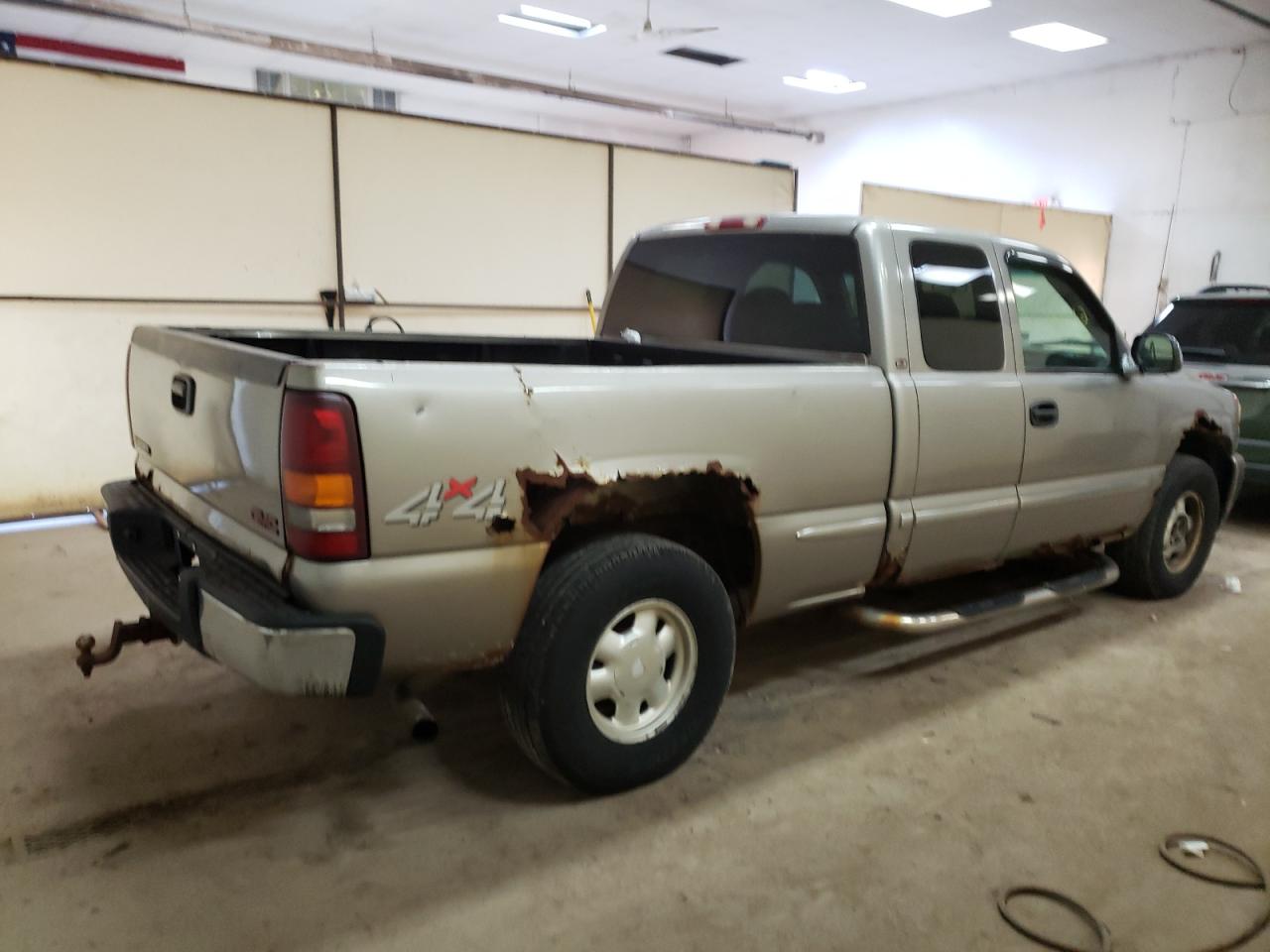 Photo 4 from auction – 2000 GMC NEW SIERRA with VIN 2GTEK19V2Y1365087