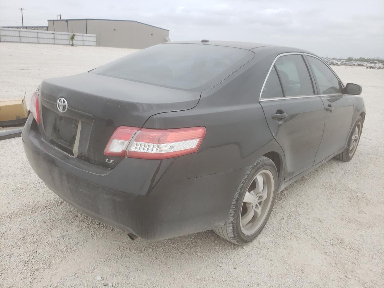 Photo 4 from auction – 2010 TOYOTA CAMRY BASE with VIN 4T1BF3EK8AU527826