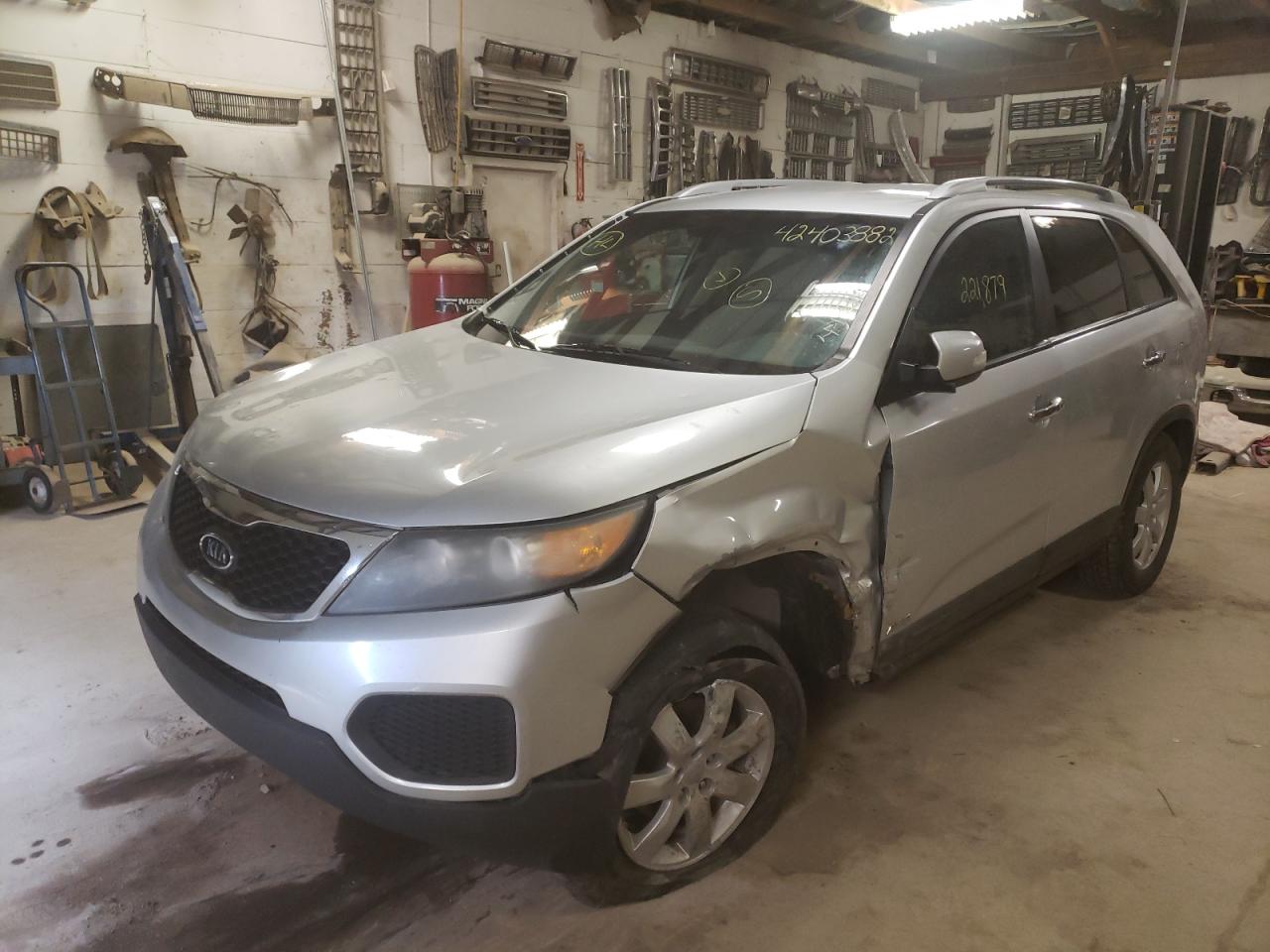 Photo 2 from auction – 2012 KIA SORENTO BA with VIN 5XYKTDA21CG228305