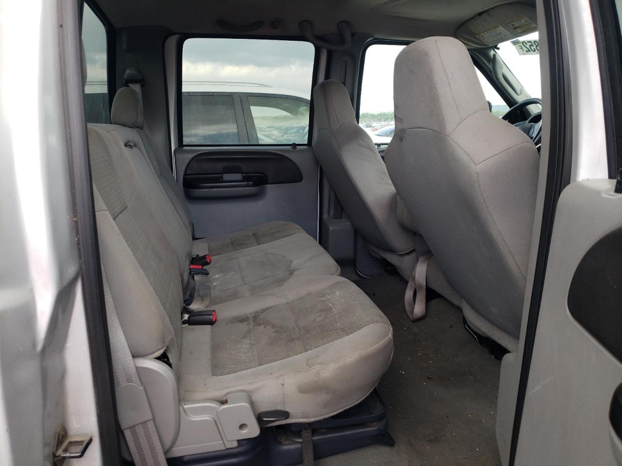 Photo 6 from auction – 2005 FORD F350 SUPER with VIN 1FTWW32P45EA56635