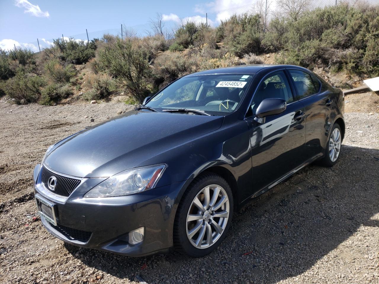 Photo 2 from auction – 2006 LEXUS IS 250 with VIN JTHCK262362005040