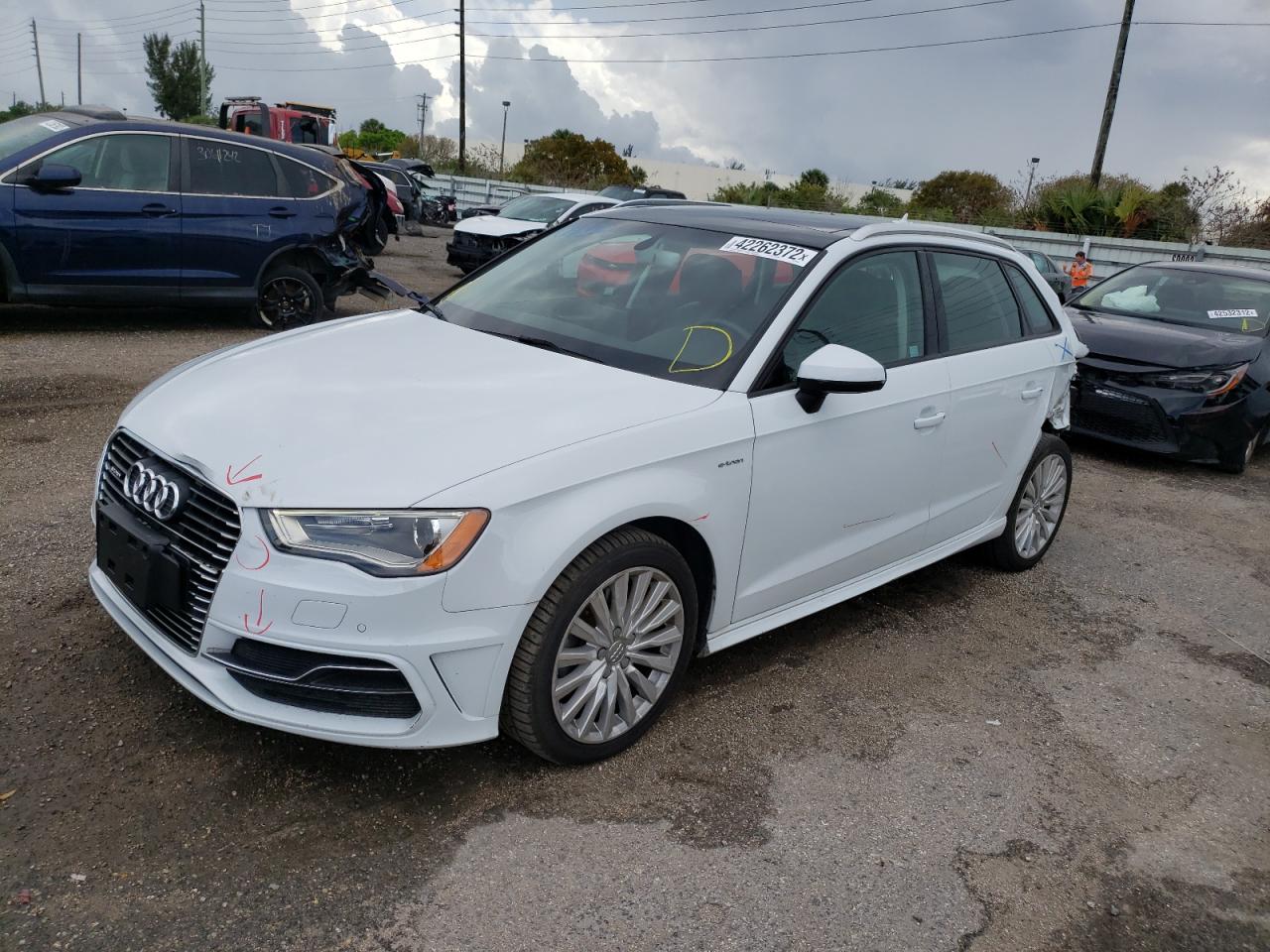 Photo 2 from auction – 2016 AUDI A3 E-TRON with VIN WAUUPBFF0GA099781