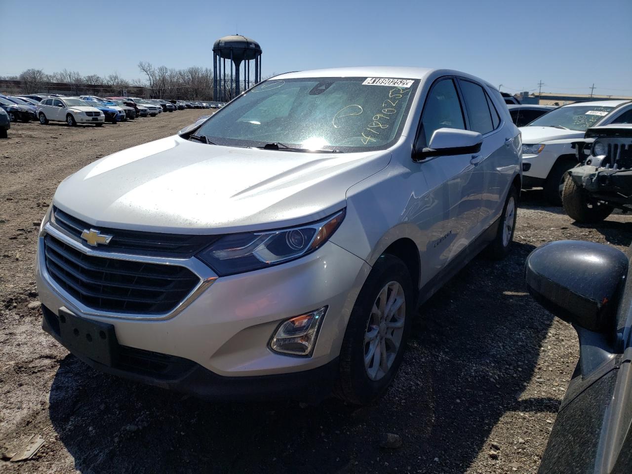 Photo 2 from auction – 2019 CHEVROLET EQUINOX LT with VIN 2GNAXJEVXK6245948