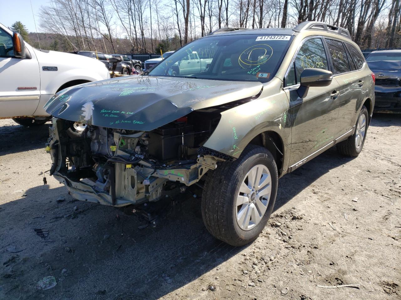 Photo 2 from auction – 2018 SUBARU OUTBACK 2. with VIN 4S4BSAFC5J3313048
