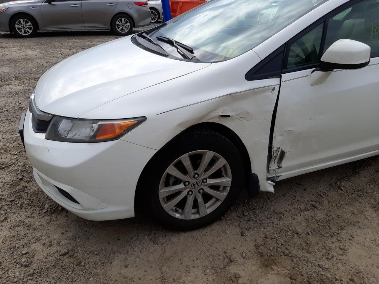 Photo 9 from auction – 2012 HONDA CIVIC EX with VIN JHMFB2F82CS000344