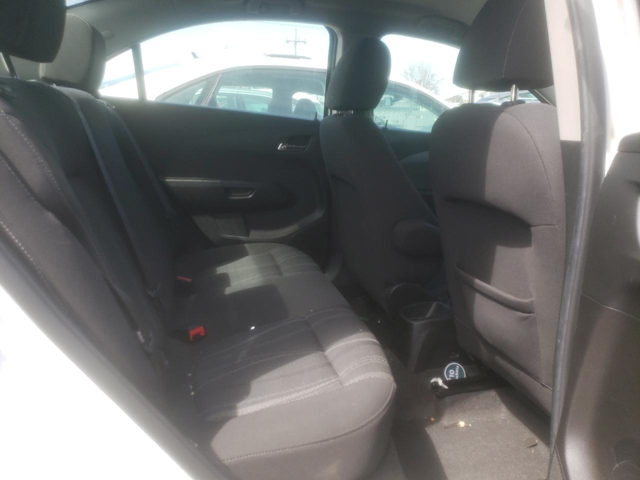 Photo 6 from auction – 2018 CHEVROLET SONIC LT with VIN 1G1JD5SH7J4112970