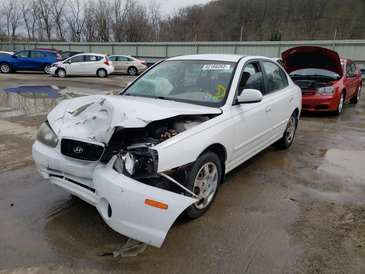 Photo 2 from auction – 2003 HYUNDAI ELANTRA with VIN KMHDN45D83U556121