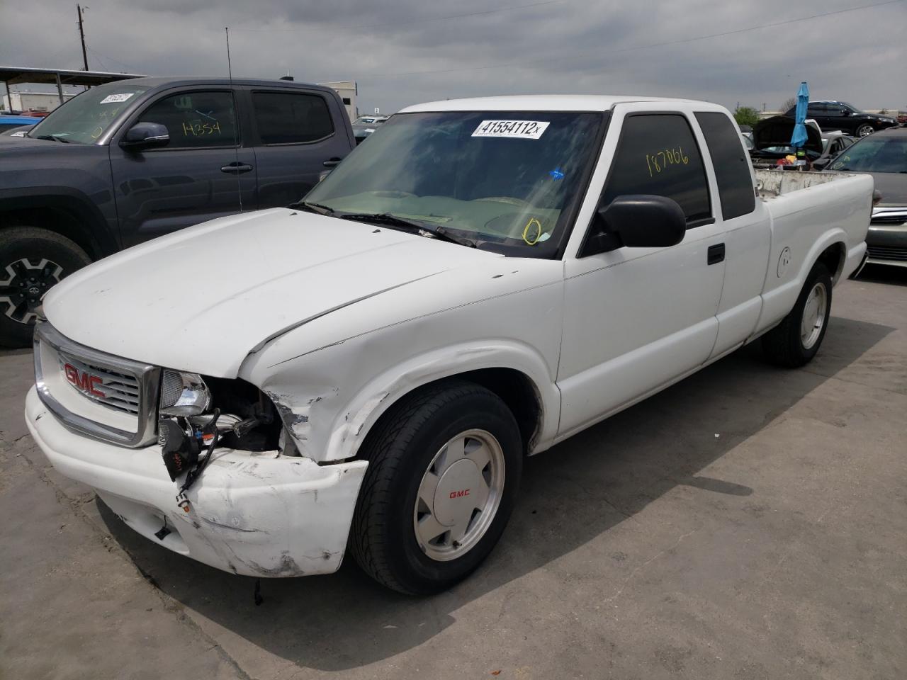 Photo 2 from auction – 2002 GMC SONOMA with VIN 1GTCS19W828117849