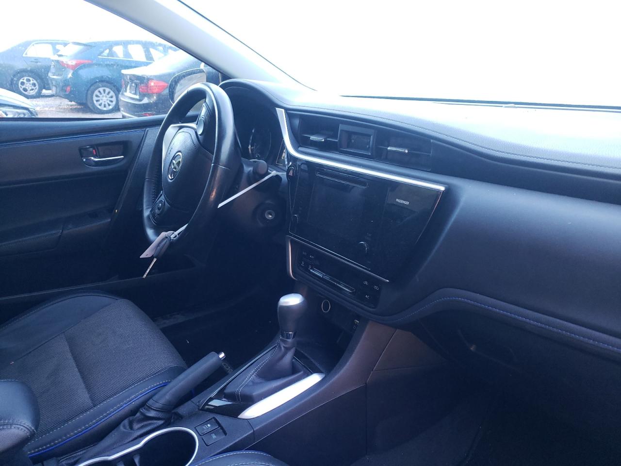 Photo 9 from auction – 2017 TOYOTA COROLLA SE with VIN 2T1BURHE1HC881813