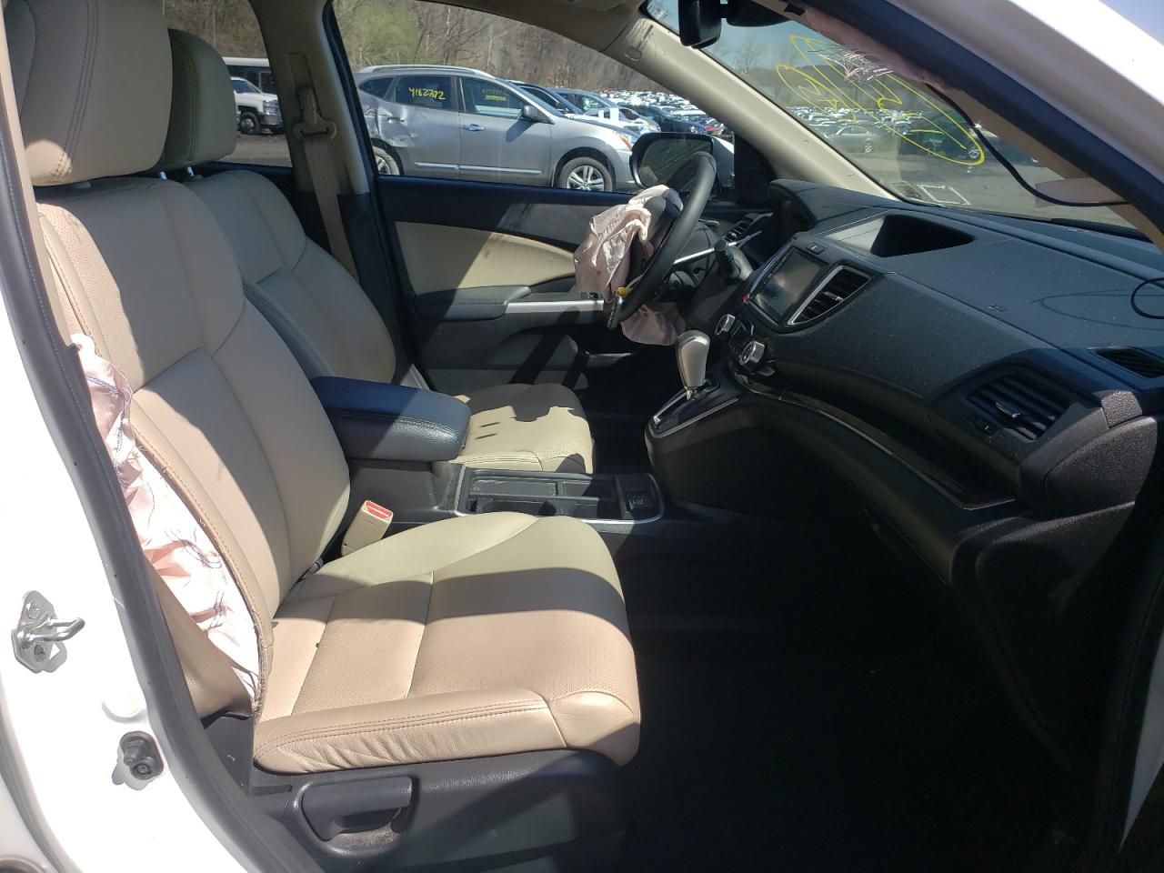 Photo 5 from auction – 2015 HONDA CR-V TOURI with VIN 5J6RM4H99FL024854