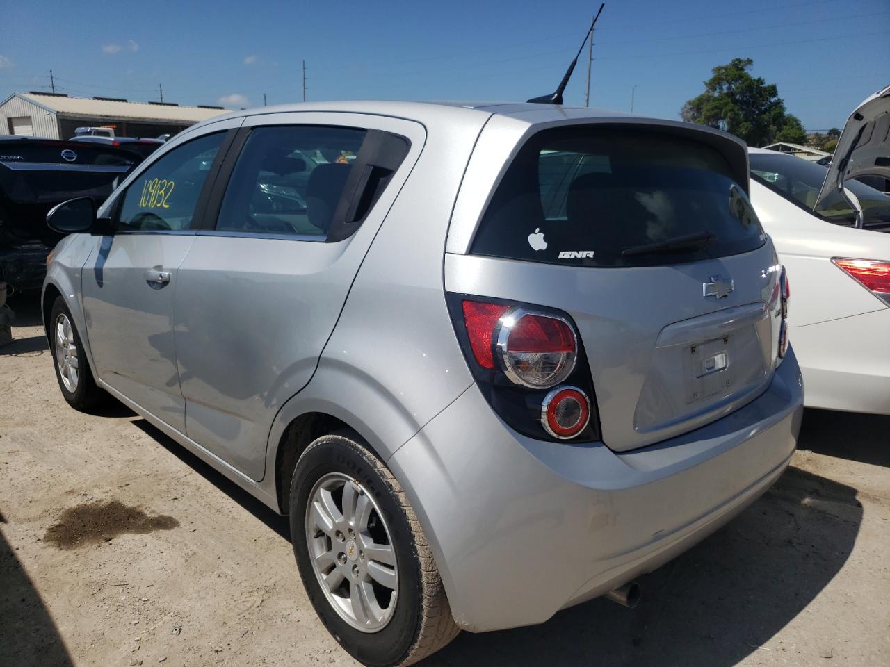 صورة رقم 3 من المزاد - 2012 CHEVROLET SONIC LT مع VIN 1G1JD6SB7C4161901