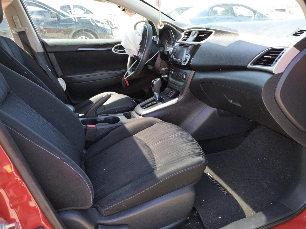 Photo 5 from auction – 2017 NISSAN SENTRA S with VIN 3N1AB7AP1HY347845