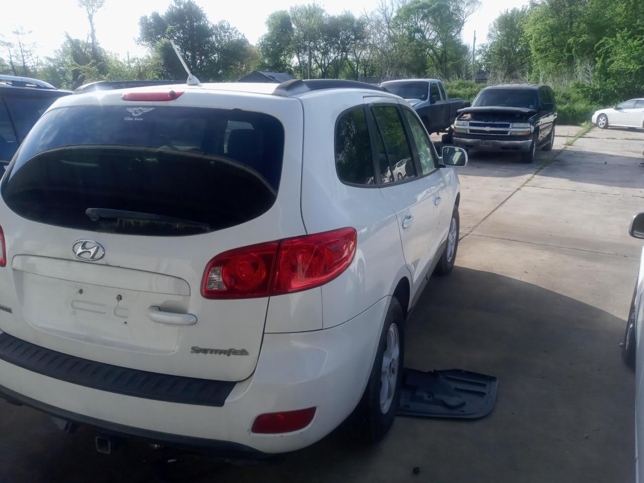 Photo 4 from auction – 2008 HYUNDAI SANTA FE G with VIN 5NMSG13D98H204087