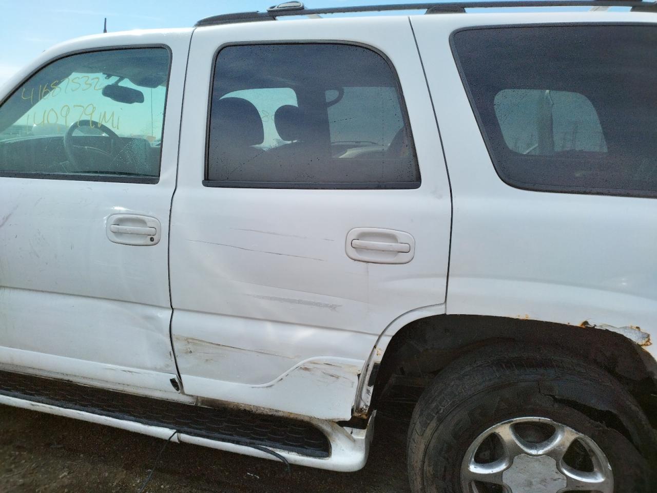 Photo 9 from auction – 2004 GMC YUKON DENA with VIN 1GKEK63U84J212747