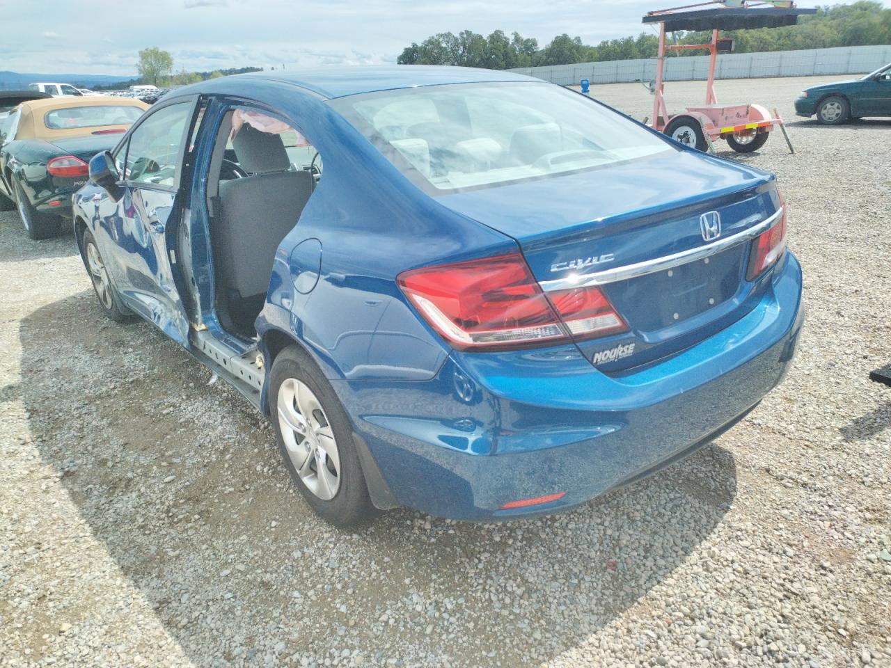 Photo 3 from auction – 2013 HONDA CIVIC LX with VIN 19XFB2F59DE099143